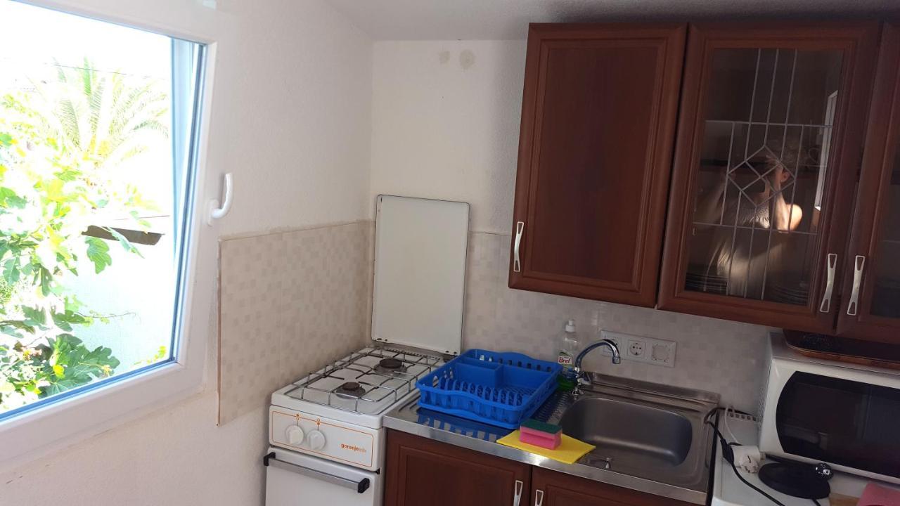 Apartments Kore Vir Zewnętrze zdjęcie