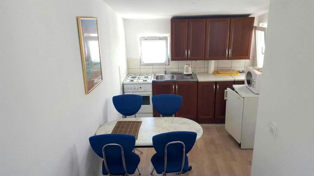Apartments Kore Vir Zewnętrze zdjęcie