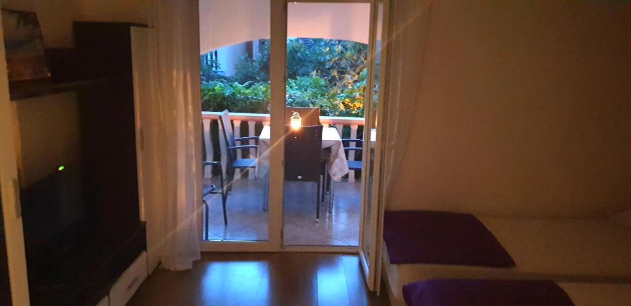 Apartments Kore Vir Zewnętrze zdjęcie