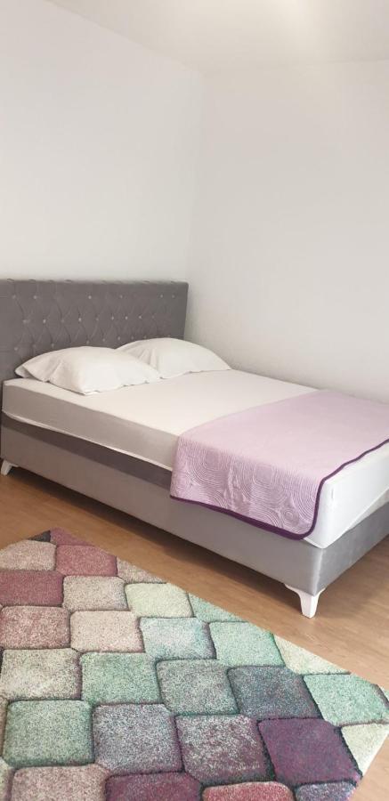 Apartments Kore Vir Zewnętrze zdjęcie